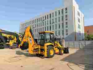 รถแบคโฮล JCB 3CX ใหม่เอี่ยม เครื่องจักรขุดเจาะอเนกประสงค์สำหรับงานก่อสร้างและโครงสร้างพื้นฐาน - Product Image 3