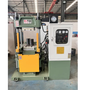 Machine <span class=keywords><strong>de</strong></span> presse <span class=keywords><strong>de</strong></span> vulcanisation en caoutchouc <span class=keywords><strong>de</strong></span> vulcanisation hydraulique avec moules machines <span class=keywords><strong>de</strong></span> presse chauffantes pour la réparation <span class=keywords><strong>de</strong></span> pneus - Product Image 3