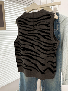 Chaleco de punto sin mangas con estampado de cebra y cuello en V para mujer, suelto, informal, para otoño e invierno, uso diario, OEM ODM - Product Image 3