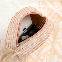 Mini sac de plage rond tressé solide sac de téléphone portable à bandoulière à la mode environnementale avec fermeture à glissière pour les vacances