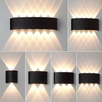 Lampes murales LED carrées en aluminium pour extérieur 2W-12W IP65 étanches pour usage en jardin