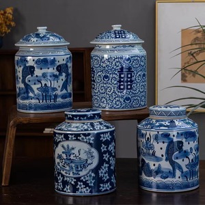Vendita calda classico stile cinese dipinto a mano blu <span class=keywords><strong>e</strong></span> bianco di alta qualità design di lusso in ceramica barattolo per la memorizzazione di <span class=keywords><strong>cose</strong></span> - Product Image 1