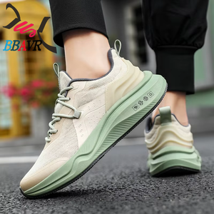 Zapatillas de Running Unisex Estilo Retro 2025 con Placa de Carbono, Suela Engrosada para Absorción de Impactos y Retorno de Energía, Forro de Malla para Fitness - Product Image 3