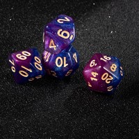 Ensemble de 7 dés en acrylique personnalisés, bleu et violet, à paillettes, polyédriques, pour jeux de table Dungeons & Dragons, avec numéros dorés