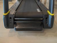SK-Precio al por mayor Máquina de cardio Cinta de correr portátil Pantalla LCD Cinta de correr con inclinación para centros de entrenamiento deportivo profesional
