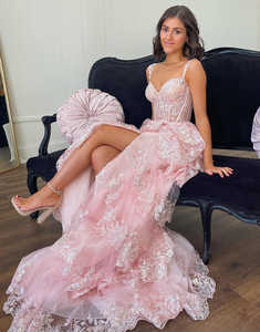 Commercio all'ingrosso di alta qualità con scollo a V in pizzo con paillettes e volant con gamba divisa <span class=keywords><strong>abito</strong></span> da sera <span class=keywords><strong>lungo</strong></span> <span class=keywords><strong>nero</strong></span> rosso - Product Image 6