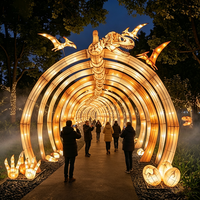 Installations de tunnels floraux immersifs et d'installations de lanternes pour parcs à thème, centres commerciaux et sites touristiques festifs