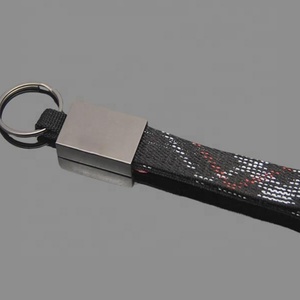 Porte-clés vierge promotionnel en gros pour sublimation, porte-clés de luxe en cuir PU, porte-clés en cuir personnalisé avec logo - Product Image 5