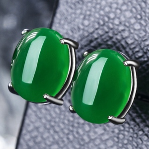 Boucles d'oreilles en argent avec lien à l'effigie de <span class=keywords><strong>Banana</strong></span> <span class=keywords><strong>Fish</strong></span>, boucles d'oreilles à clous pour les fans, bijoux, pierre précieuse verte élégante - Product Image 4