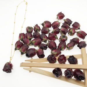 Miglior regalo per lei resina Epossidica naturale fatto a mano Reale Nascita Fiore rosa bocciolo di rosa della collana di amore - Product Image 6