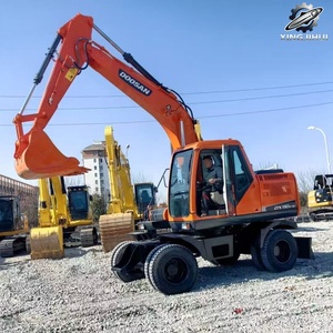 Excavatrice sur pneus d'occasion Doosan DX150, 15 tonnes, godet de 0,6 m³, marque coréenne d'origine, excavatrice de construction de taille moyenne, faible nombre d'heures, bon état - Product Image 5
