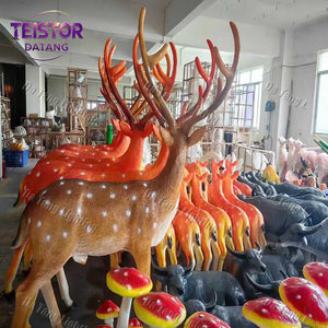 Escultura de Reno Navideño 3D con Luz Blanca Cálida, de Fibra de Vidrio, para Decoración de Entradas de Centros Comerciales y Resorts - Product Image 4