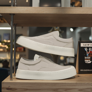 Chaussures basses en toile épaisses et tendance pour hommes Printemps/Automne 2026 - Nouvelle collection respirante, résistante à l'usure, décontractée, à enfiler pour hommes - Product Image 4