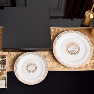 Assiettes en Porcelaine Nordique Écologiques à Incrustations Dorées, Design Moderne et Luxueux pour la Décoration Intérieure – Vente Flash - Product Image 2