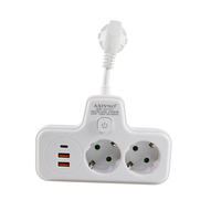Steker Pengisian Cepat Standar EU dengan Stopkontak Ekstensi Listrik 2 Stopkontak AC 10A 2 Port USB A 1 Port USB C