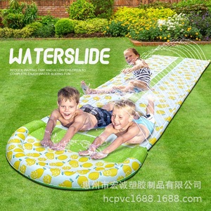 Toboggan aquatique gonflable pour enfants, tapis de jeu d'été en PVC pour pelouse extérieure avec imprimé citron, capacité 100-500 kg - Product Image 1