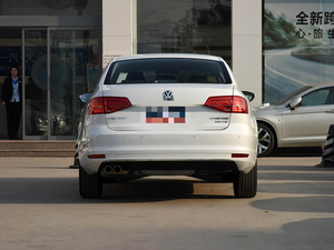 Volkswagen Sagitar 280TSI DSG Comfort Sedan d'occasion 2018, véhicule familial compact Agile Turbo - Product Image 6