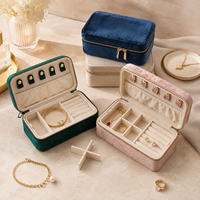 Boîte de rangement à bijoux en velours de luxe avec fermeture éclair, organisateur de voyage multi-compartiments pour bagues, colliers, boucles d'oreilles et bracelets