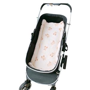เบาะรองนั่งรถเข็นสุนัขแบบเย็นสบายสำหรับฤดูร้อน ลายพิมพ์นุ่มนวล ซักได้ - Product Image 6