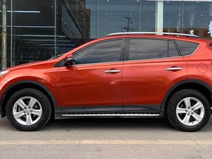 Toyota RAV4 2.5L E-CVT 4WD Edición Elite Plus, SUV <span class=keywords><strong>de</strong></span> 5 Puertas y 5 Asientos, Cómodo, Nuevo y Usado - Product Image 4