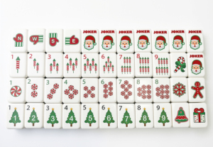 Luxury Christmas Red Acrylic Mahjong 160 Pieces Set Portable Outdoor <b>Entertainment</b> Gift American Artwork - Product Image 2
