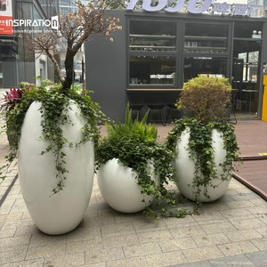 Grands pots ronds de sphère extérieure, pot de fleur en fibre de <span class=keywords><strong>verre</strong></span> de jardin d'hôtel, jardinières et pots en FRP pour plantes - Product Image 6