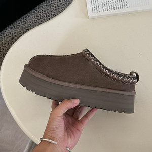 Stivali da Neve Termici Impermeabili in Tinta Unita con Pelliccia di Pecora, Suola Spessa, Ciabatte alla Moda da Donna in Taglie Grandi - Product Image 6