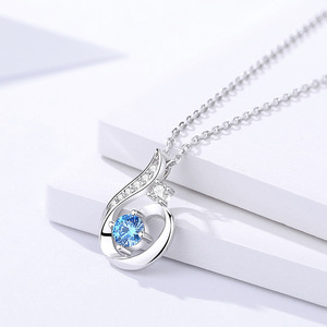 Collier pendentif en argent 925 pour femme avec strass en cristal bleu, design goutte d'eau, classique, à porter au quotidien, chaîne en boîte, bijoux - Product Image 4