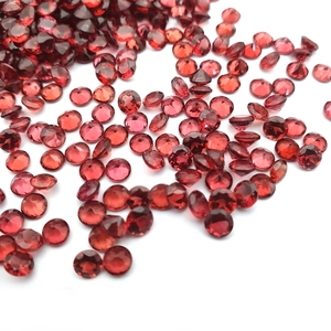 Natural Red <b>Garnet</b> Round Cut Faceted Loose Gemstones For Jewelry Making 4.5mm IGI Certified Mozambique Round <b>Garnet</b> Stone Bulk - Product Image 4