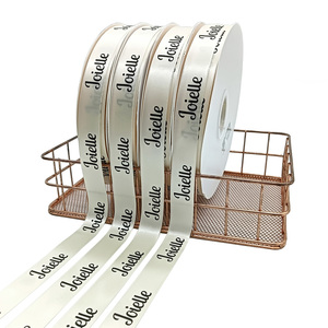 Nastro Regalo Personalizzato in Poliestere Ecologico con Stampa e Logo in Rilievo - Product Image 1