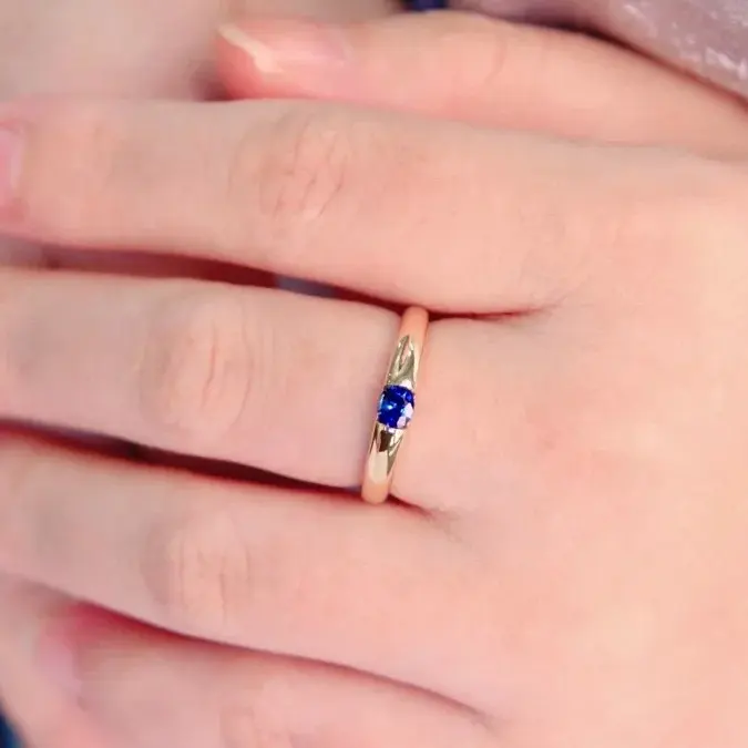 18K 14k 9k saf altın Minimalist Lab-grown mavi safir yüzük kadın kızlar nişan yüzüğü toptan özel