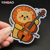Autocollants personnalisés mignons et kawaii, autocollants en vinyle découpés à la forme, holographiques, imperméables, autocollants de dessins animés d'animaux pour ordinateur portable, coque de téléphone
