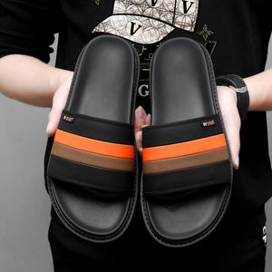 2026 Vente en gros usine de claquettes et tongs d'extérieur en PVC pour hommes et femmes, de haute qualité, de luxe et de créateur - Product Image 2