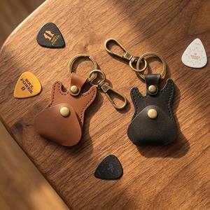 Porte-plectrums de guitare en cuir PU avec design en relief - Durable et souple pour guitare acoustique/électrique/basse - Product Image 1