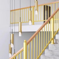 Balustrade moderne pour escalier intérieur/extérieur de villa avec poteaux en acier inoxydable noir et main courante en bois pour hôpitaux et hôtels