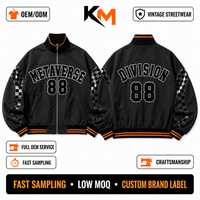Blouson universitaire unisexe à col montant, motif damier noir et blanc, patchwork color block, noir et orange, 3 bandes côtelées, lettres courbes grandes
