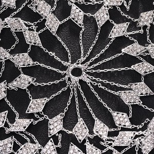 Chaîne <span class=keywords><strong>de</strong></span> <span class=keywords><strong>cheveux</strong></span> tendance en <span class=keywords><strong>strass</strong></span> pour femme, accessoire <span class=keywords><strong>de</strong></span> coiffure <span class=keywords><strong>de</strong></span> mariée en maille, style européen et américain, idéal pour les bals <span class=keywords><strong>de</strong></span> promo - Vente flash - Product Image 5