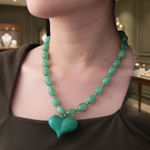 Collier religieux rond en résine fait main ILAHI, motif ange pyramidal - Bijoux de mode DIY pour les passionnés de mode moderne - Product Image 2