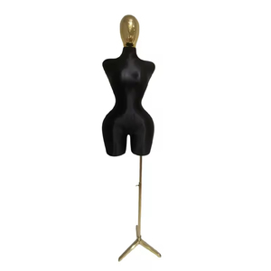 <span class=keywords><strong>Mannequin</strong></span> de <span class=keywords><strong>vitrine</strong></span> grande taille pour lingerie, avec poitrine et hanches généreuses, idéal pour femmes courbes et BBL - Vente en gros à prix réduit - Product Image 3