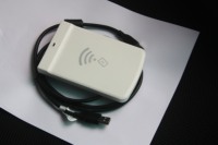 1-30cm lecture bon prix lecteur de carte RFID USB de bureau pour une gestion pratique des accès