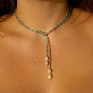 Delicados Collares Largos de Perlas Hechos a Mano para Mujer, Diseño de Verano, con Cuentas de Vidrio Verde y Perlas de Varias Capas - Product Image 2