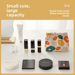 Bolsa de Almacenamiento Portátil de Moda, Monedero con Colgante Bonito para Lápiz Labial y Monedas, Bolsa de Maquillaje Pequeña de Tela y Aluminio, Venta al por Mayor - Product Image 3