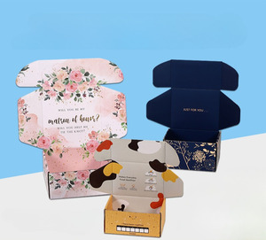 Vente en gros de vêtements cadeaux écologiques épaissis avec logo personnalisé grande boîte cadeau d'expédition postale pour cadeau d'anniversaire de Noël - Product Image 4