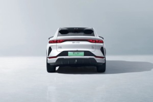 Venta al por mayor de vehículos eléctricos usados 2025 fabricados en China, vehículos de nueva energía, autos Byd Song L EV, compra de autos de segunda mano - Product Image 5