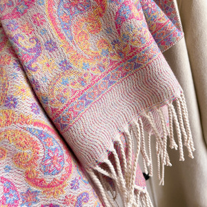 Bufanda de estilo étnico con estampado Paisley, tipo cachemira, para mujer, gruesa, cálida, para viaje, chal, capa. - Product Image 4