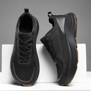 รองเท้าวิ่งทรงเรโทรสำหรับผู้ชาย ไซส์ใหญ่ หัวกว้าง น้ำหนักเบา ระบายอากาศได้ดี เหมาะสำหรับกีฬากลางแจ้งและสวมใส่ลำลอง - Product Image 3