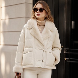 Nueva Chaqueta de Plumón con Ribete de Piel de Visón para Otoño e Invierno, Chaqueta Corta Ajustada y Acolchada para Mujer, para Uso Diario - Product Image 1