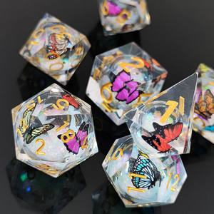 Juego <span class=keywords><strong>de</strong></span> Dados <span class=keywords><strong>de</strong></span> Resina Epoxi con Mariposas Incrustadas, 7 Piezas, Dados Poliédricos con Bordes Afilados para Juegos <span class=keywords><strong>de</strong></span> <span class=keywords><strong>Rol</strong></span> <span class=keywords><strong>de</strong></span> <span class=keywords><strong>Mesa</strong></span> - Product Image 6