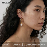 Boucles d'oreilles pendantes géométriques chics en acier inoxydable plaqué or 18 carats avec perles Edison, style INS médiéval haute couture