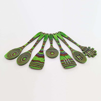Ensemble de 7 ustensiles de cuisine en bois Pakkawood avec spatules, cuillères et spatule pour mélanger, servir et cuisiner